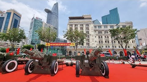 Hot nhất Sài Gòn hôm nay cận cảnh du khách đến chiêm ngưỡng 15 khẩu đại pháo ở bến Bạch Đằng Sài Gòn