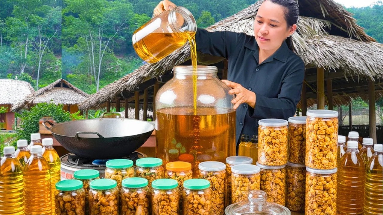 Oil Making Process: How to Make Cooking Oil from Black Pork Fat - Preserve Pork for Winter