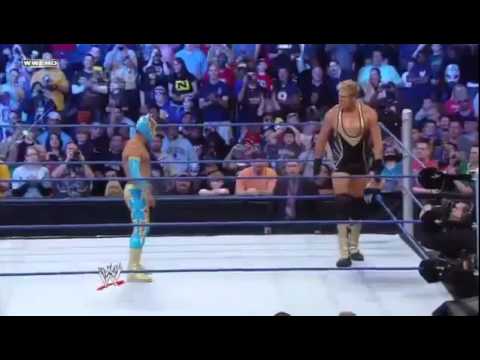Sin-Cara attacks Jack Swagger on Smackdown 8/4/11