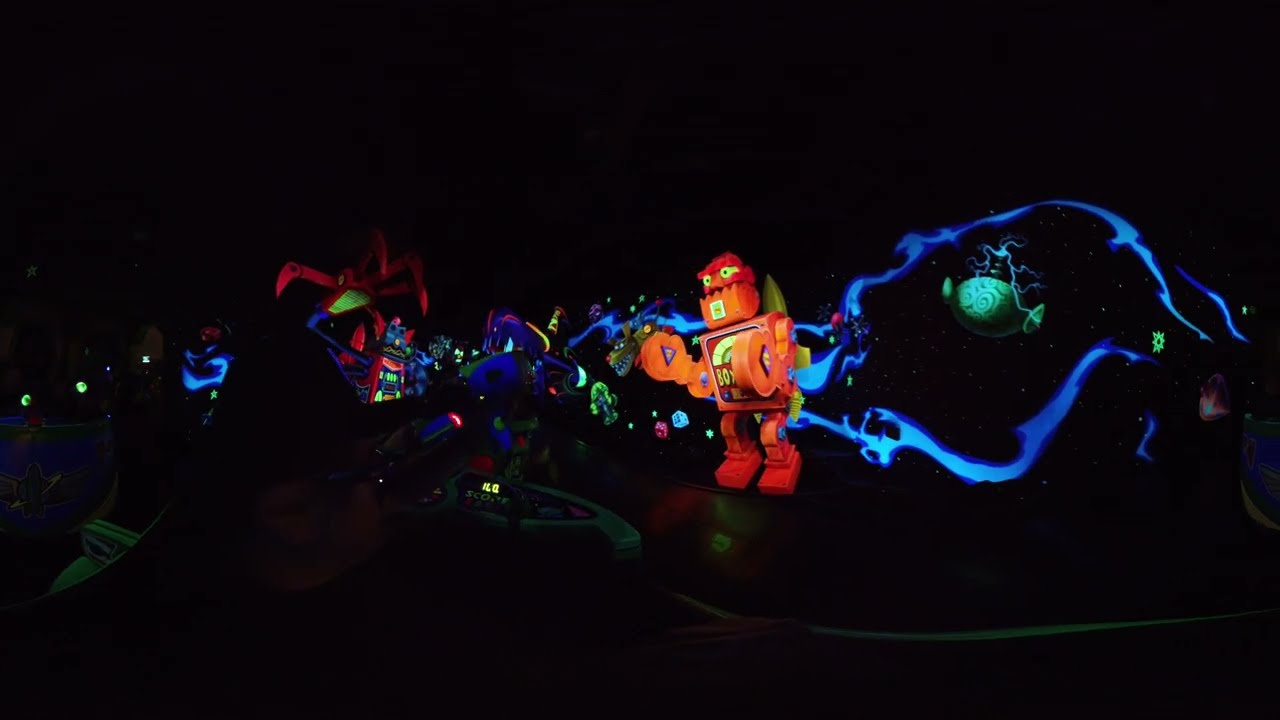 Buzz Lightyear Astro Blasters 8K 360° @ Disneyland Resort