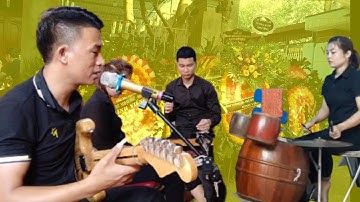 Tình Vợ Chồng Kể Từ Đây Như Con Sông Cách Trở Đôi Bờ / Funeral music of Vietnamese