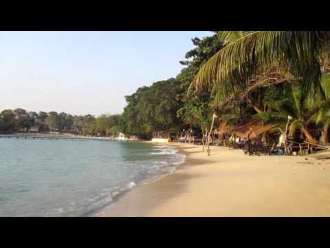 ริมชายหาดยามเช้าที่อ่าวช่อหรืออ่าวลุงหวังหรืออ่าวทานตะวัน เกาะเสม็ด MVI 0836