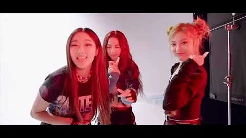 giselle saying the n word while singing love galore by sza on loop!!