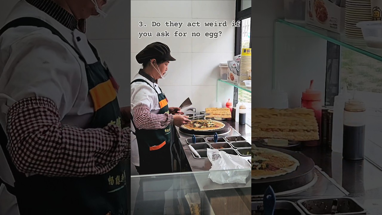 Ordering Jianbing as a Vegan in China 🌯