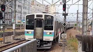 JR東日本 211系3000番台 (JR East 211-3000 Series) 4番線に到着 (Arrival from Tachikawa Station Platform No.4)
