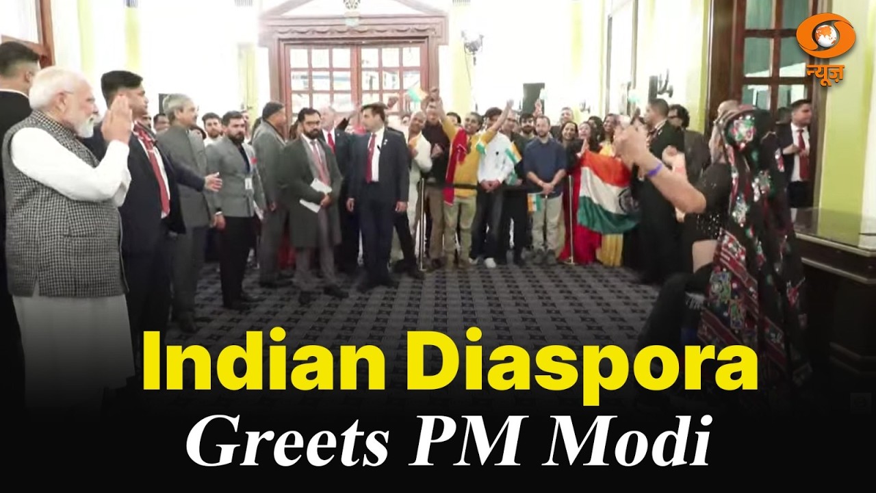 LIVE: PM Modi receives a warm welcome from the Indian community in Tel Aviv, Israel