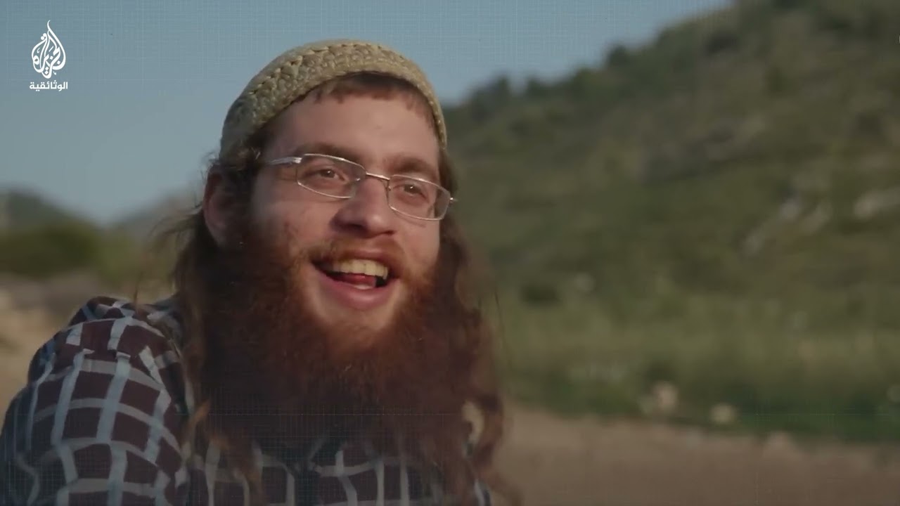 مستوطن يحرض على العنف إذا كان هناك من لا يعترف بنا فيجب قطع رأسه على الفور