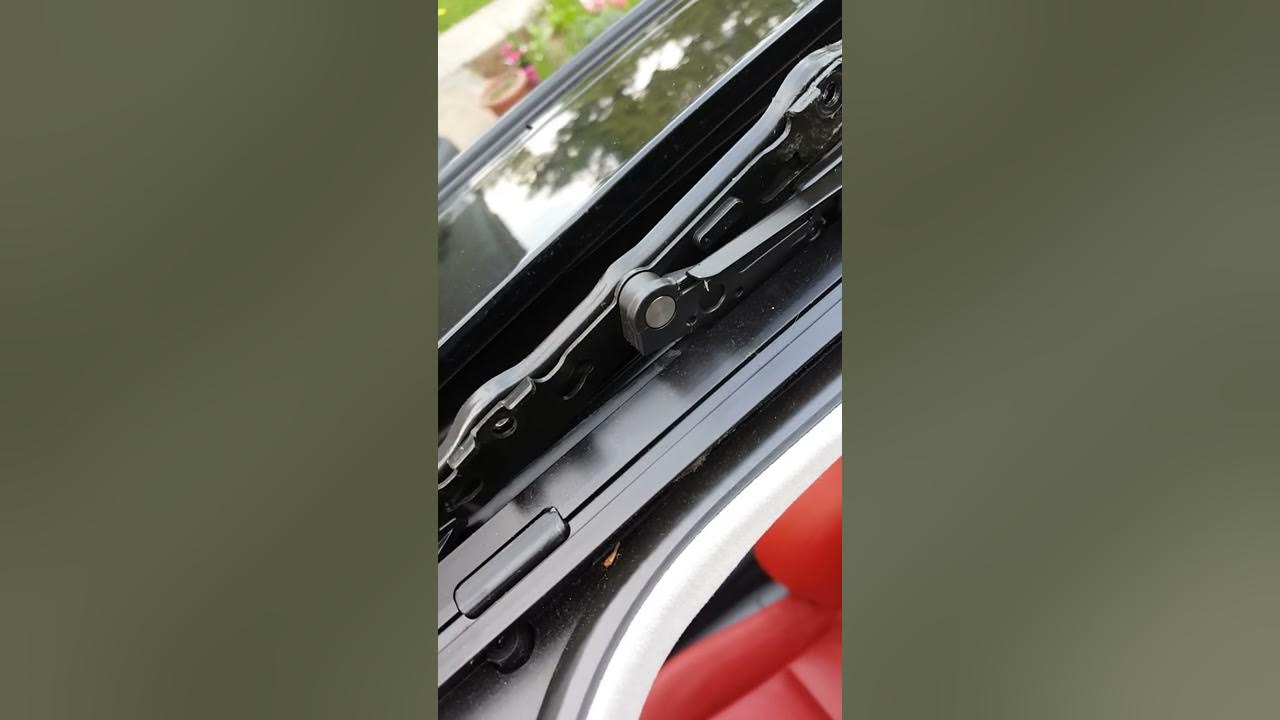 Broken Sunroof part e92 coupe - YouTube