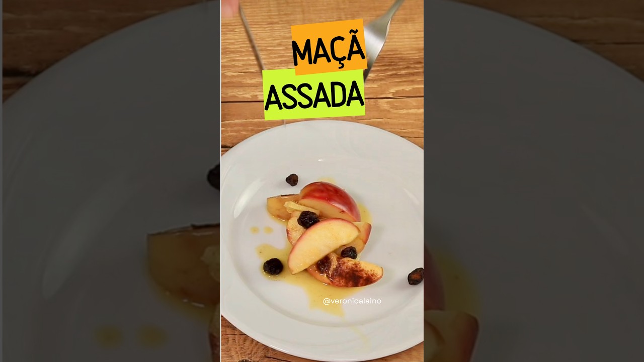 Maçã cozida para uma sobremesa leve