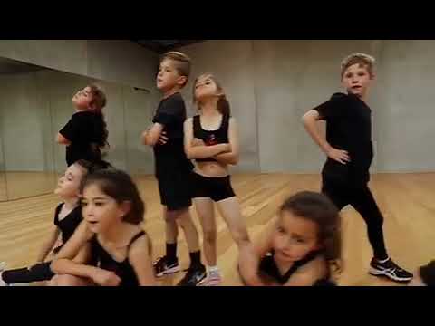 Rominas dance Classes Trailer