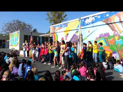 ATLAS Elementary School Fifth Grade Classes Performs "Brave" in ASL for Mural Dedication Ceremony