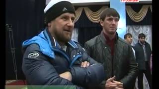 Р. Кадыров проводит "ночную инспекцию" в Грозном