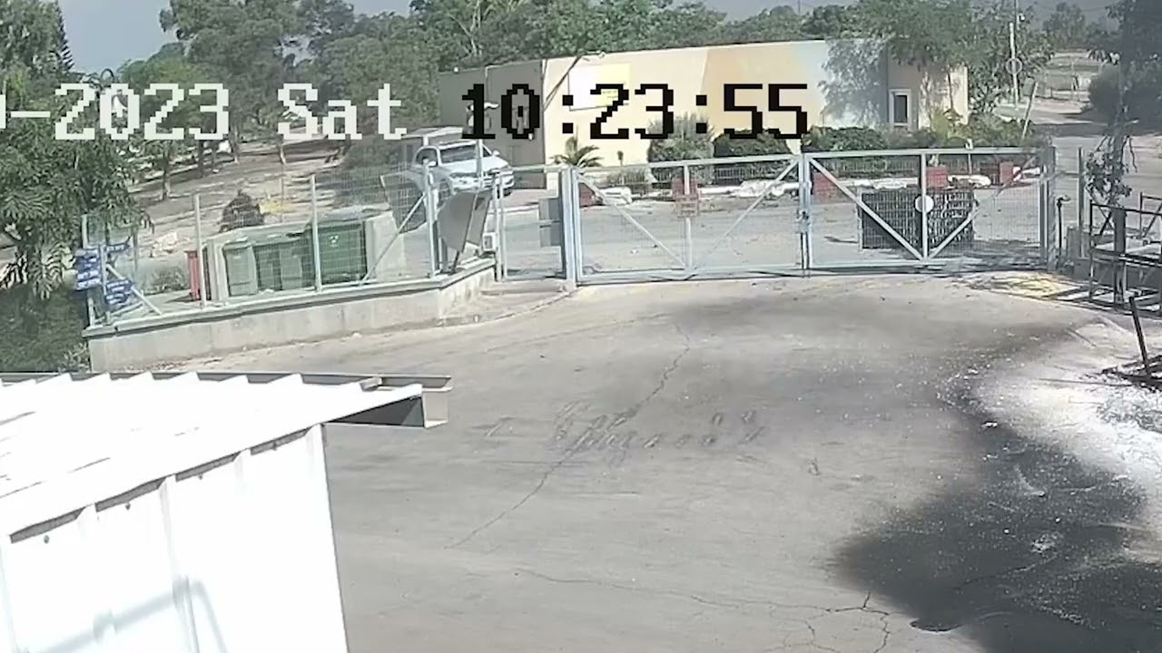 מחבל חמאס מנסה לגנוב אופניים אבל הדבר היחיד שהוא הצליח זה ליפול על הפנים