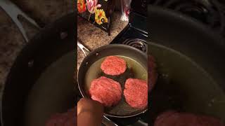 Chris Watts Parenting 101: Making hamburgers
