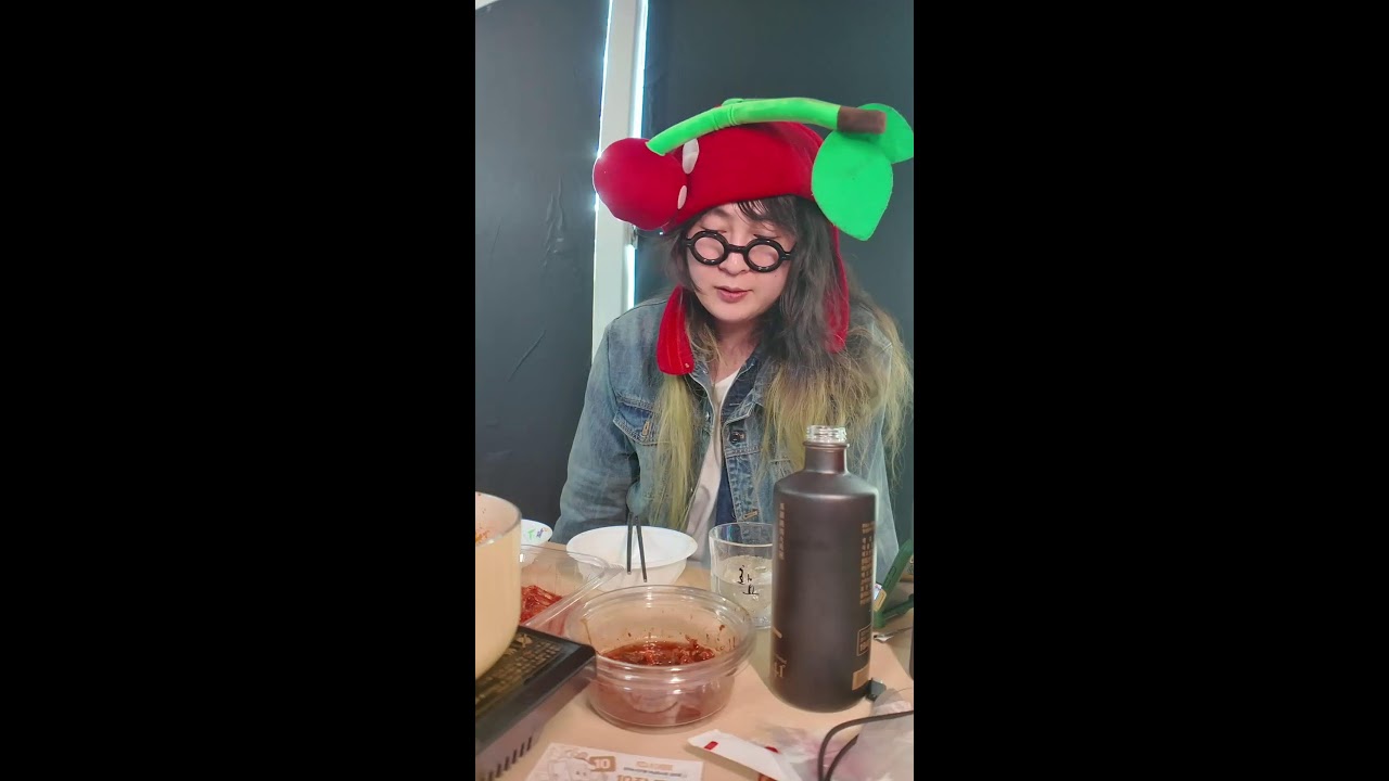 노무현은 살아있다 구독박아라