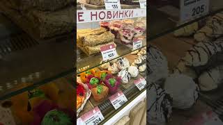 Какой десерт выберет Тася дети кафе пекарня вкусняшки торт детство