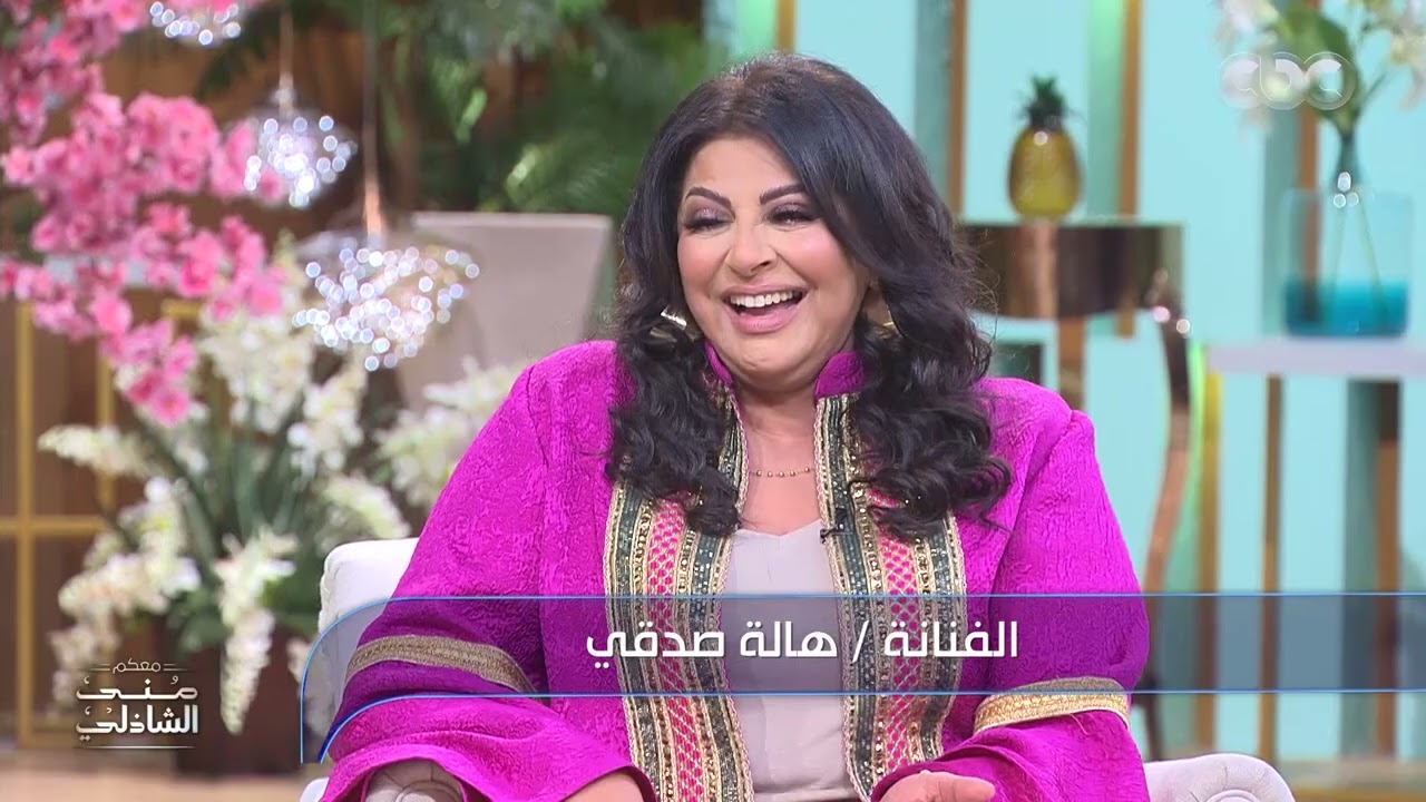 أخيرًا.. سر أزياء الملكة صفصف المبهرة