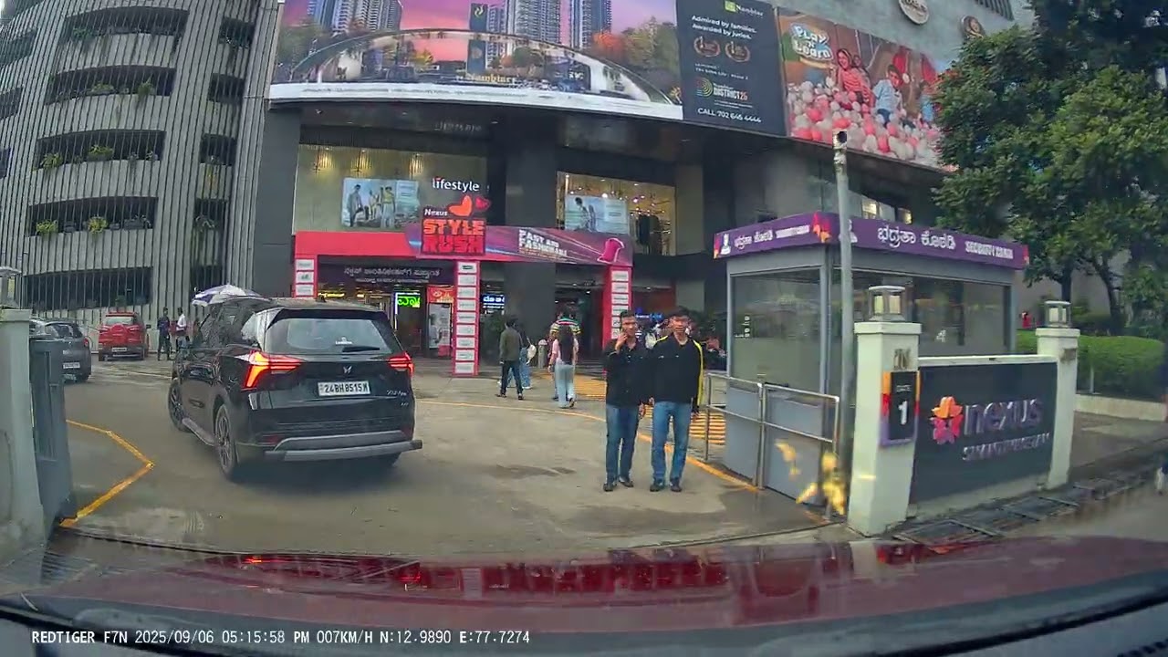 Nexus Shantiniketan Mall Parking Entry | WhiteField, Bangalore | RedTiger F7 4K Dashcam