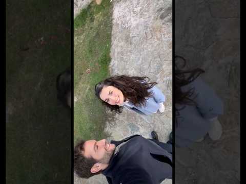 اوزغي ياغيز و بوراك بيركاي خلف الكواليس من مسلسل الياقوت مسلسل الياقوت اوزغي ياغيز بوراك بيركاي