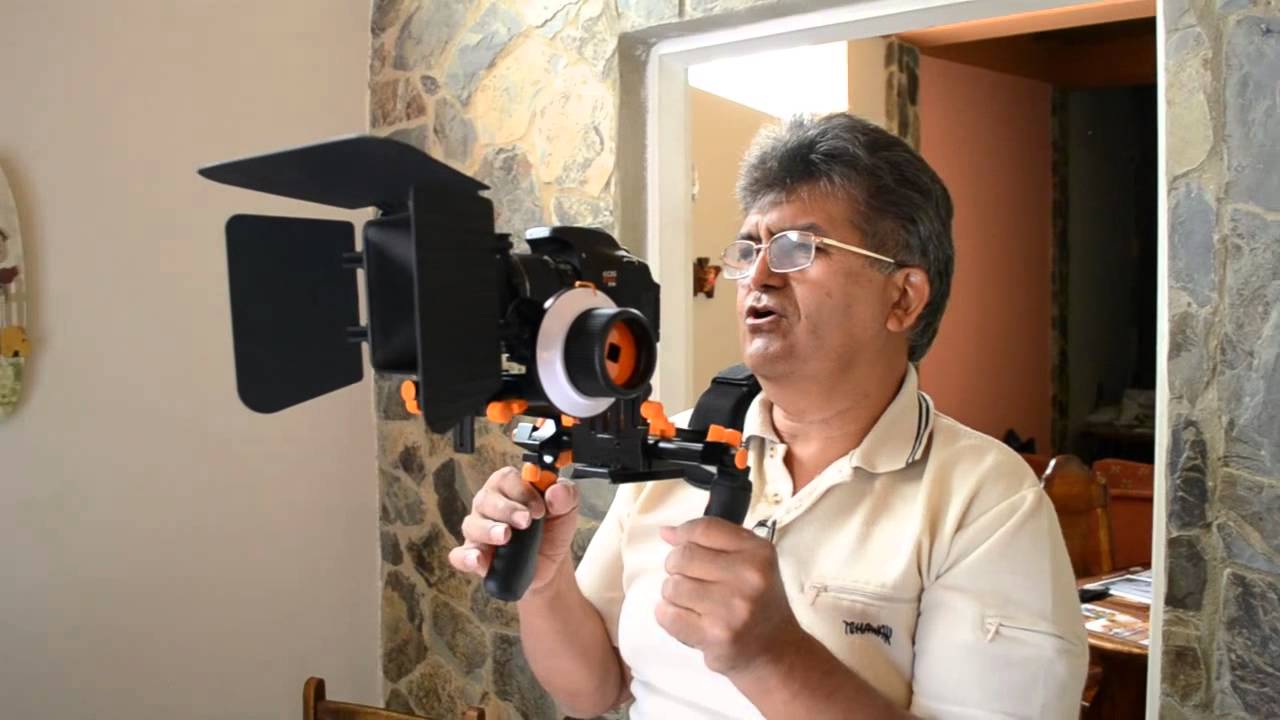 Estreno T3i Shoulder Rig - YouTube