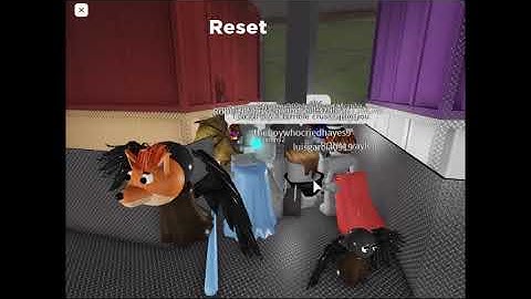 HOW TO GET "ANOTHER IN HIDING" BADGE IN BETTER PIGGY RP