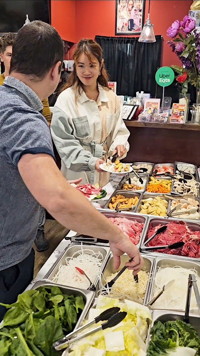 Friendsgiving hot pot & karaoke at @pickthaifood