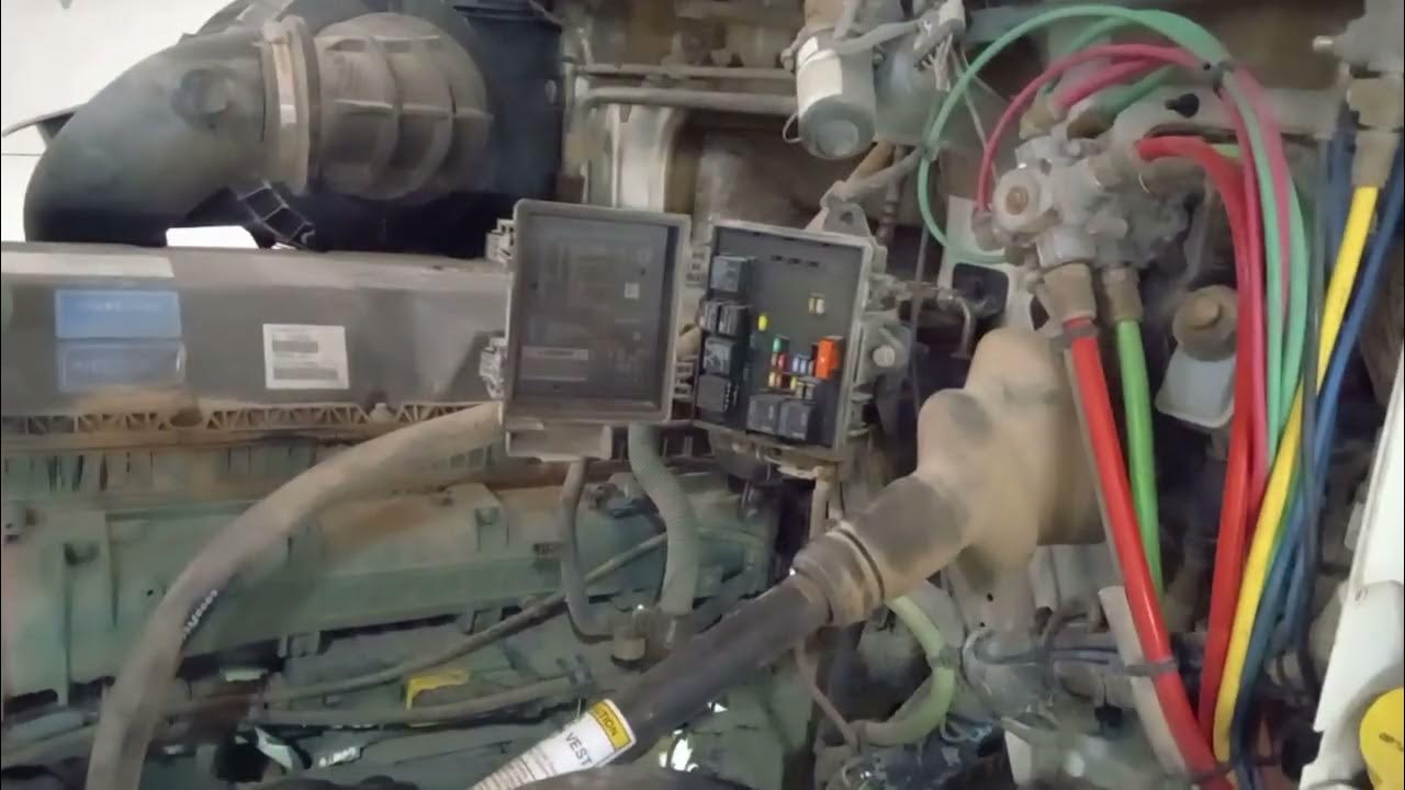 p24f700 p113712 2015 VOLVO D13 REGEN - YouTube