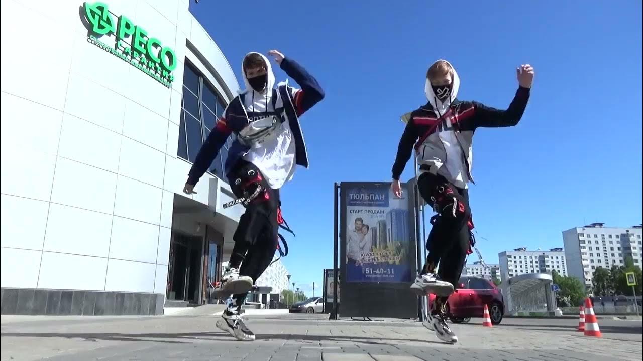 Вечеринка иллюстрация. Шафл танцоры. Тиктокеры танцуют. Тиктокеры из казани. Фон тусовка.