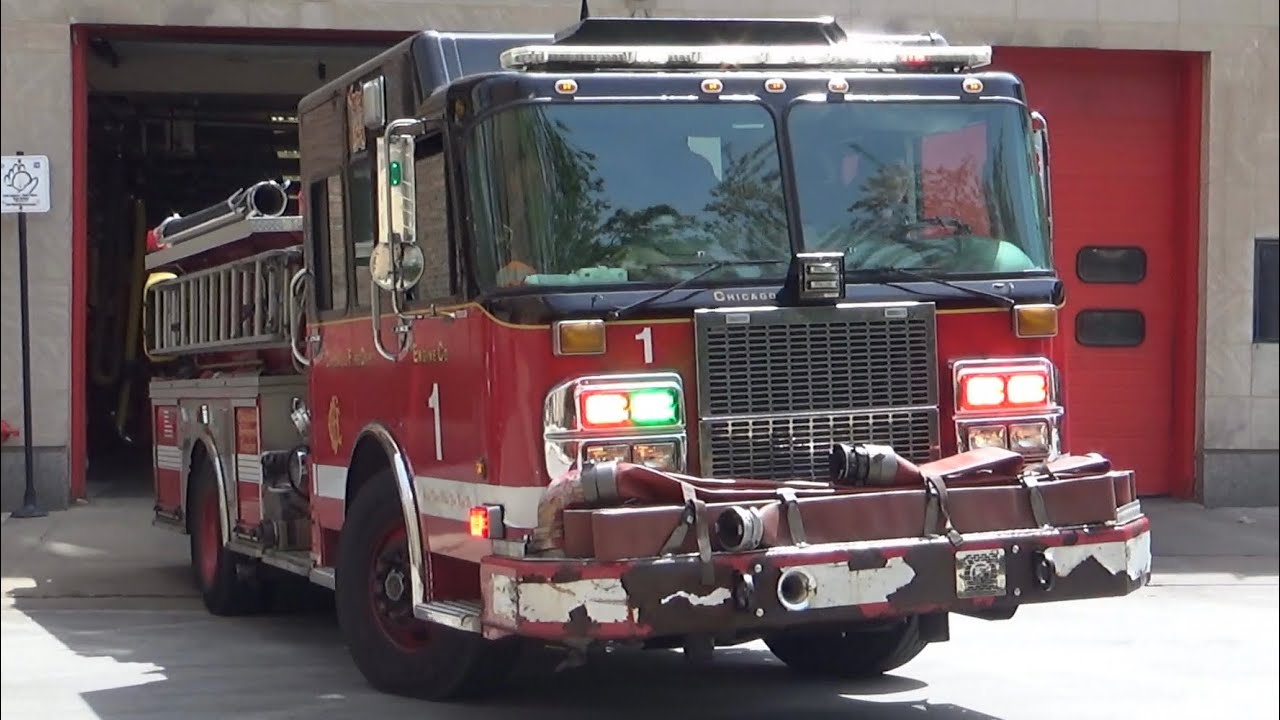 Chicago Fire Department Engine 1 Responding - YouTube