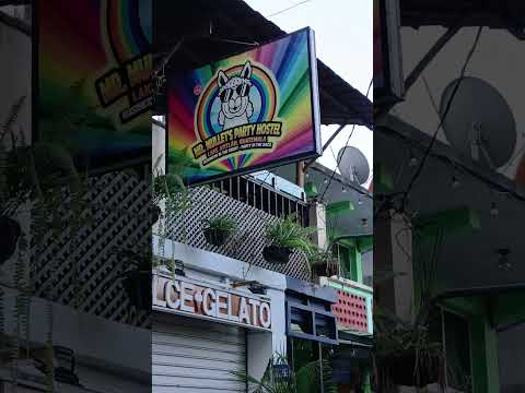 على العكس من ذلك فأنت تريد حق ا أن تعيش ابنتك الجميلة هنا 