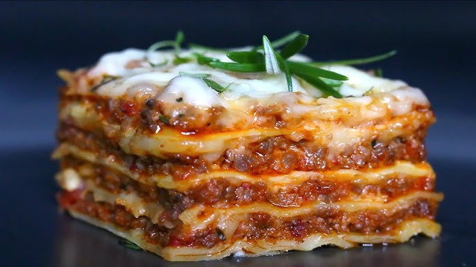 Lasagne Bolognese [chef select LIDL] - YouTube
