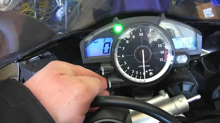 how to set time Yamaha R1 motorcycle
