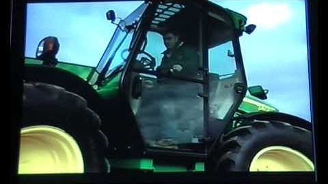 John Deere 3400 and 3200 Telescopic Loader Promotional Video