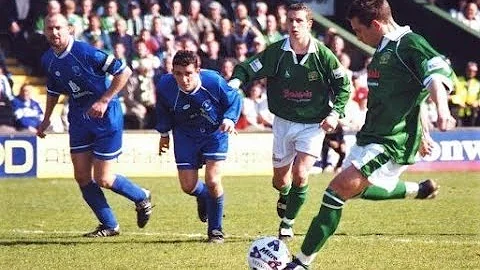 Yeovil FA Trophy 2001/02 Semi-Final First Leg Burt...