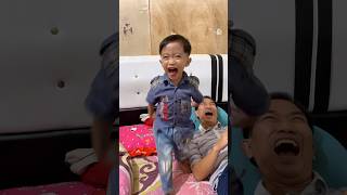 Kupu kupu terbang melayang