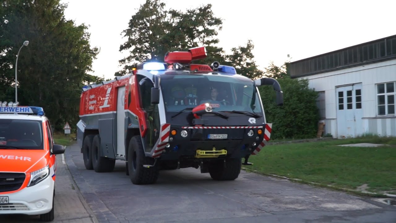 [Alarmübung am Flughafen Braunschweig/Wolfsburg!] Flughafenfeuerwehr, BF, FF & Rettungsdienst aus BS