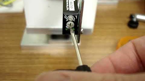 Optex FA: BGS-Z10CN Sensing a Black Target