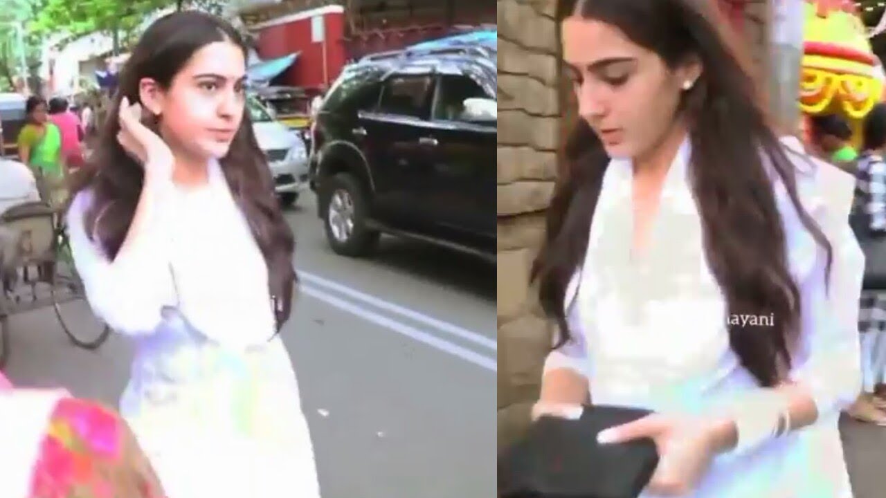 Sara Ali Khan spotted at a temple - YouTube