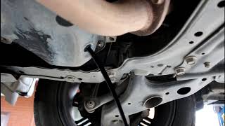 Замена масла в двигателе и фильтров на Toyota RAV4 2,5 Тойота РАВ 4 2018 года Замена масла в двигателе и фильтров на Toyota RAV4 2,5 Тойота РАВ 4 2018 года