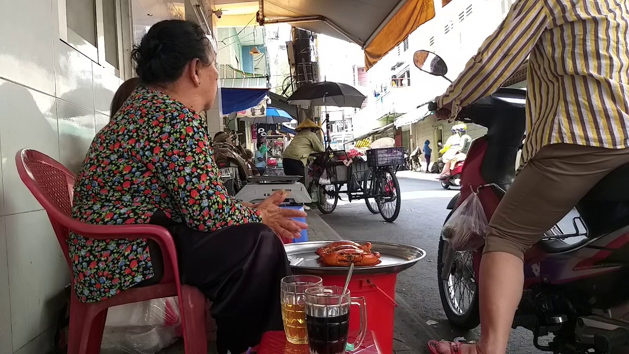 Cuộc sống của bé Bôm con trai diễn viên Quốc Tuấn - 2sao
