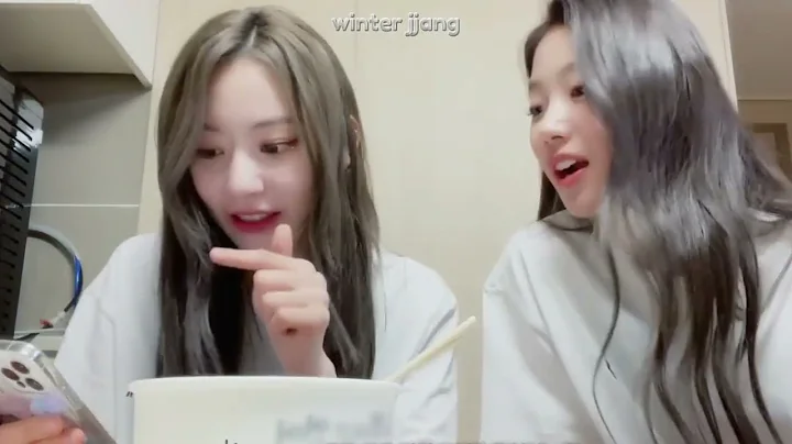 lesserafim sakura and kazuha talking in japanese - DayDayNews