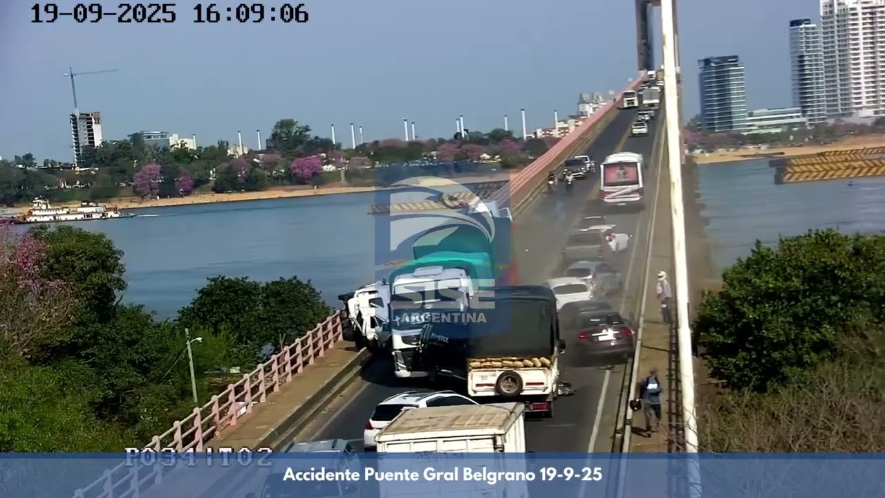 El momento exacto del accidente puente Chaco-Corrientes