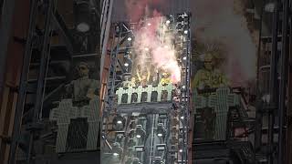 Download Lagu Rammstein hugg in the beginning of the final show #livemetal #livemusic #metal #german #rammstein MP3 Download Lagu Rammstein hugg in the beginning of the final show #livemetal #livemusic #metal #german #rammstein MP3
