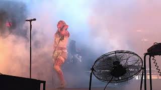 20250915 - Wet Leg - Pond Song - Live at Franklin Music Hall, Philadelphia, PA