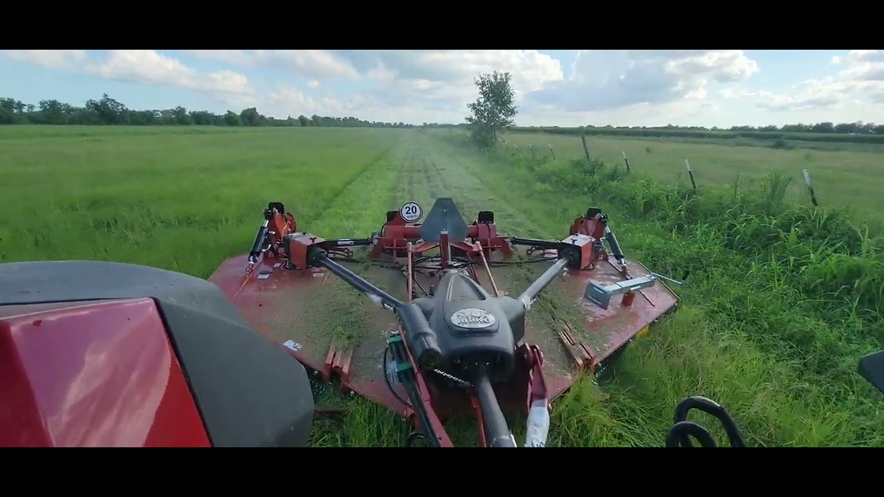 First cut with the Rhino 4125 and Massey Ferguson 4707