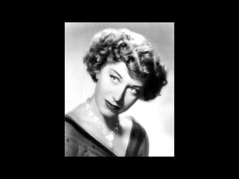 Regina Resnik sings "Mon coeur s'ouvre a ta voix" (Saint-Saëns: Samson et Dalila)