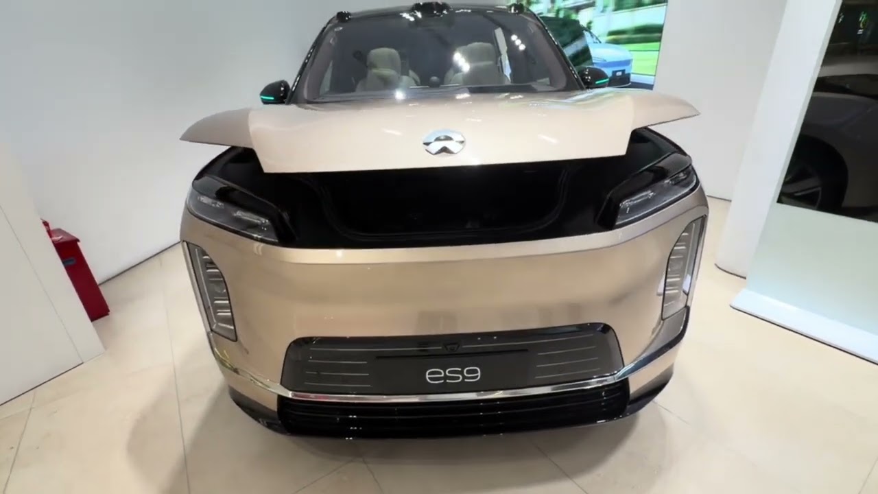 1381 HP vs Battery Swap — Zeekr 9X vs Nio ES9 - YouTube