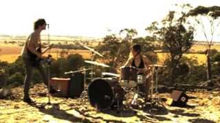 Powder for Pigeons - Dugite (2013)