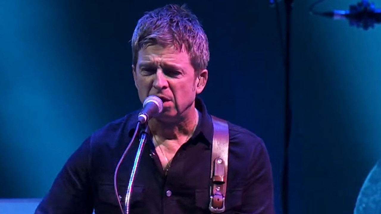 Noel Gallagher Teases NEW OASIS ALBUM - YouTube