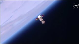 Soyuz departs Space Station after half-year Mission - Stunning Views